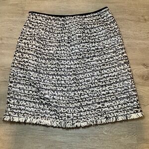 Nanette Lepore Tweed Skirt‎ Fringed Hem Metallic Accents Size 4